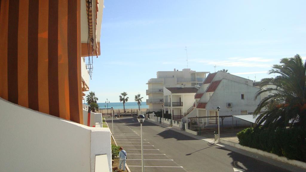 Alpen1 Voramar Apartman Peñíscola Szoba fotó