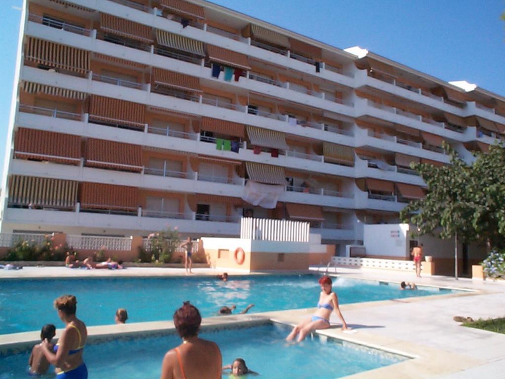 Alpen1 Voramar Apartman Peñíscola Szoba fotó